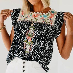 Embroidered, Ruffle sleeve Floral THML Top